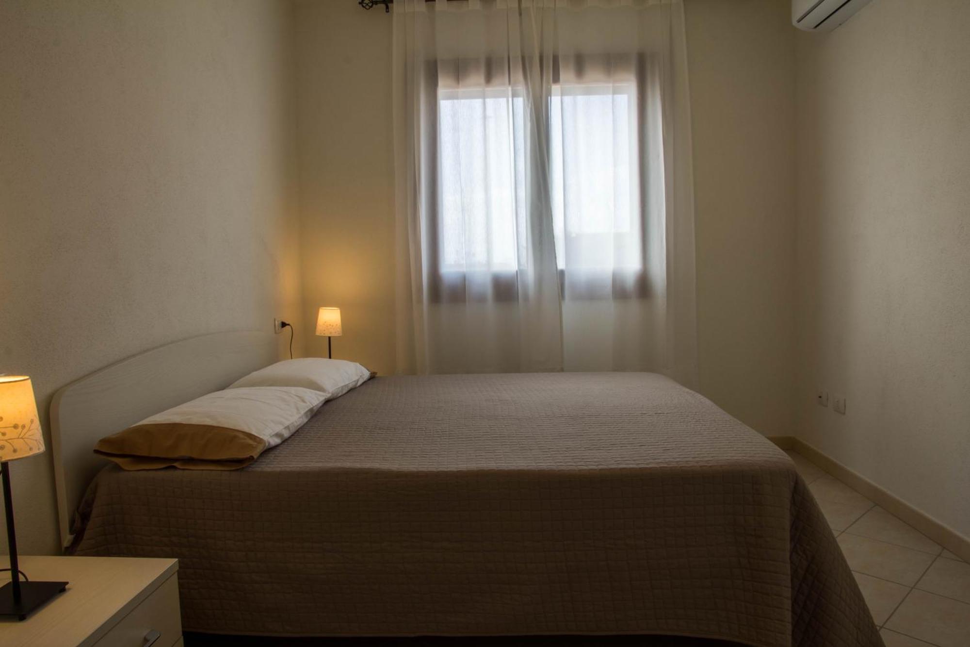 Gf Apartments La Vigna Badesi Esterno foto
