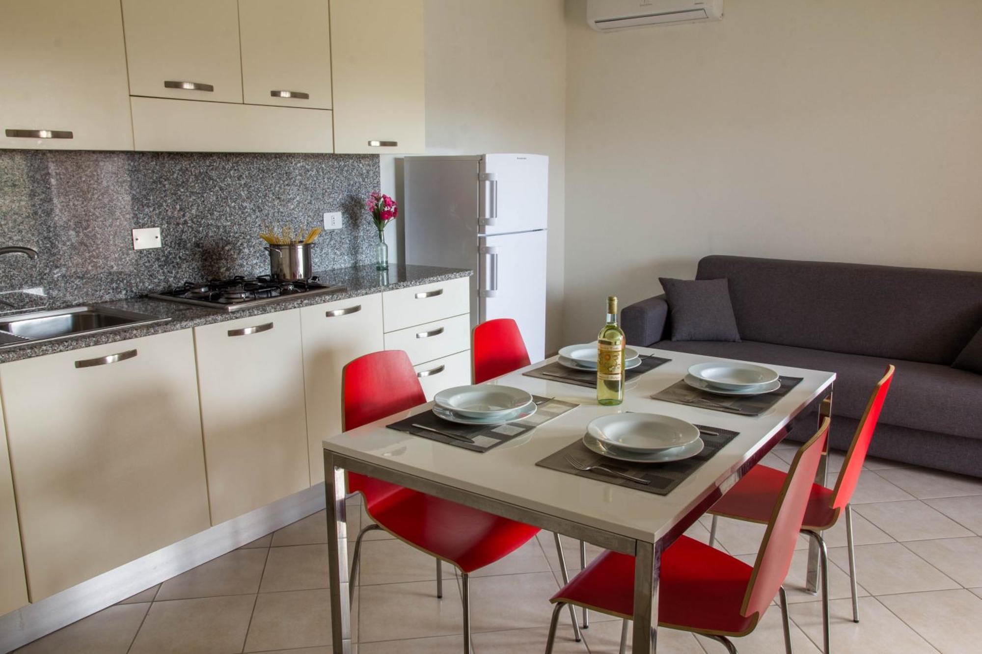 Gf Apartments La Vigna Badesi Esterno foto
