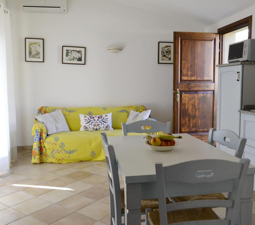 Gf Apartments La Vigna Badesi Camera foto