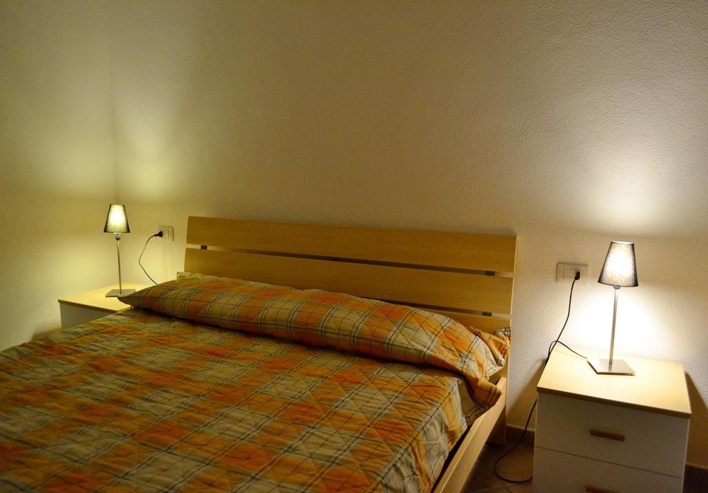 Gf Apartments La Vigna Badesi Camera foto