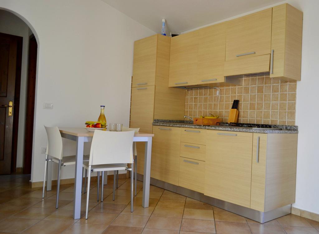 Gf Apartments La Vigna Badesi Camera foto