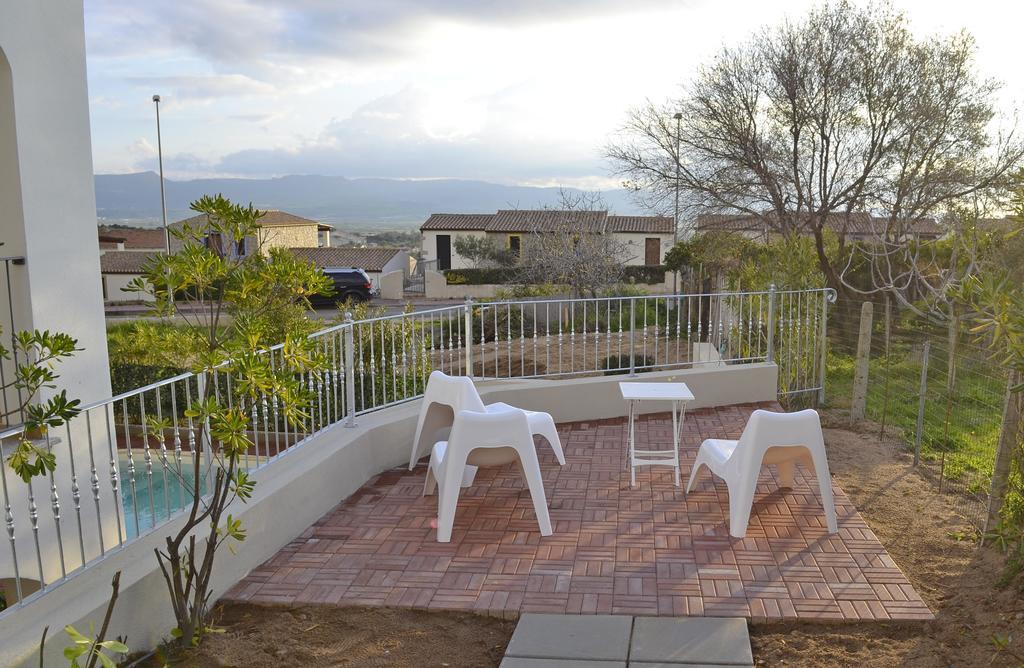 Gf Apartments La Vigna Badesi Esterno foto