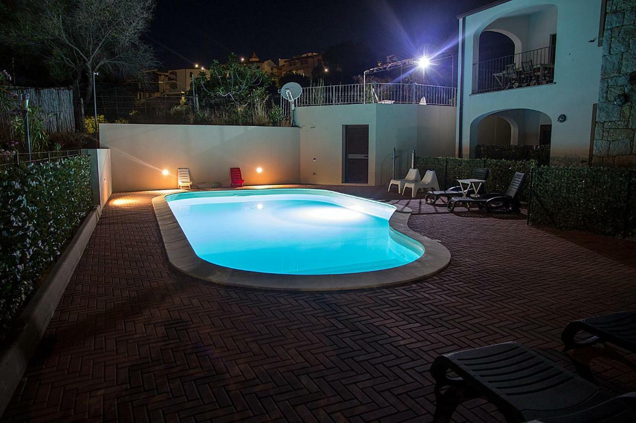 Gf Apartments La Vigna Badesi Esterno foto